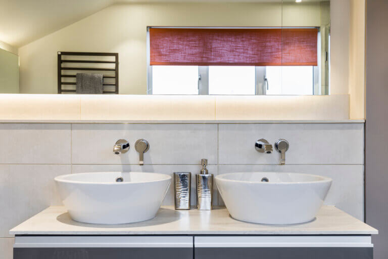 Bathroom + Kitchen Eleven - Master Bathroom contemporary design