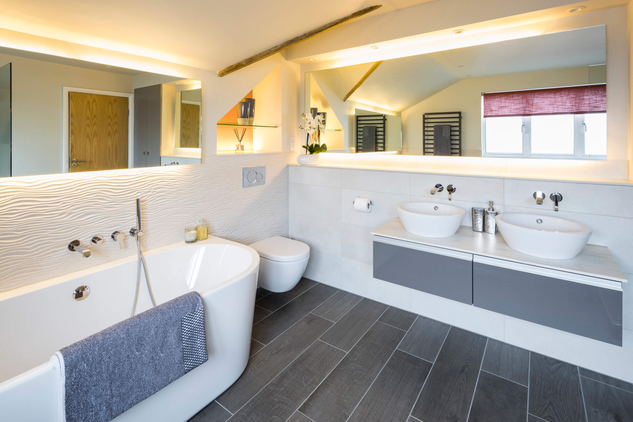 Bathroom + Kitchen Eleven - Master Bathroom contemporary design