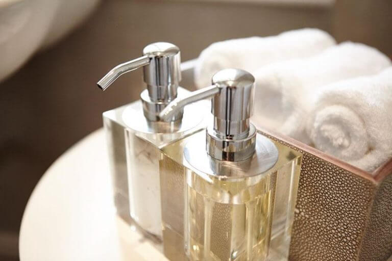 Accessories for small bathrooms blog